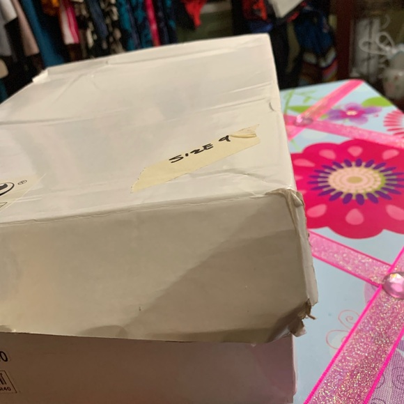 Black boots - Picture 7 of 7